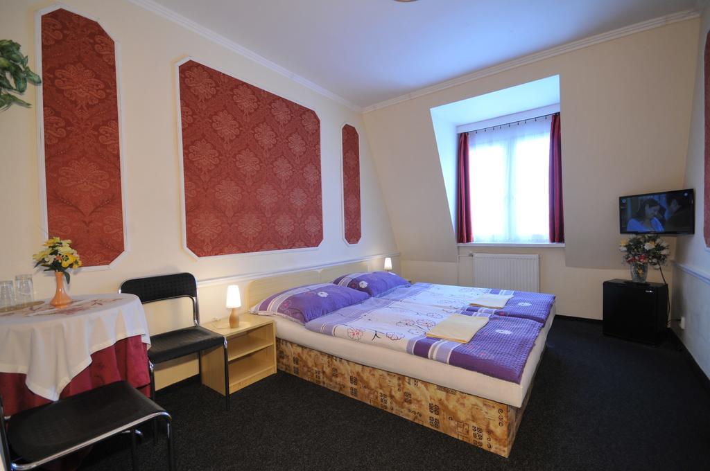 Pension Velicky Zamocek Poprad Exterior foto