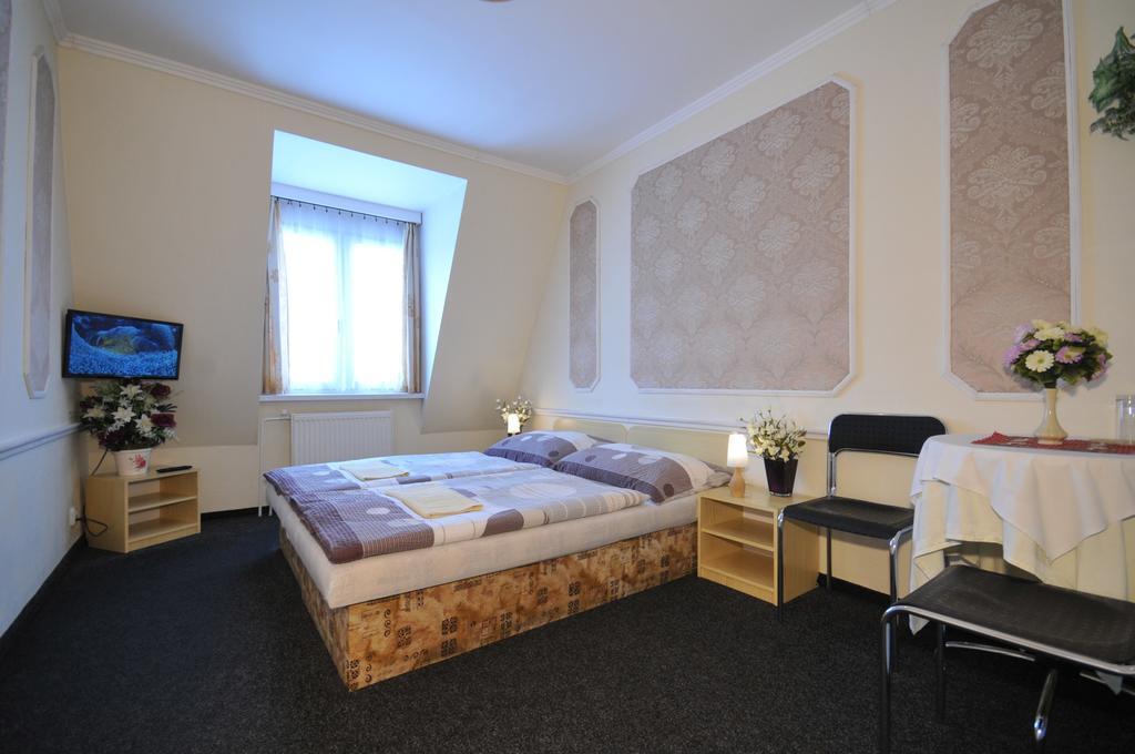 Pension Velicky Zamocek Poprad Exterior foto