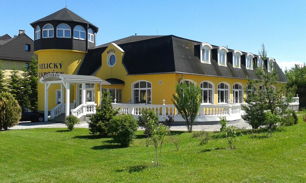 Pension Velicky Zamocek Poprad Exterior foto