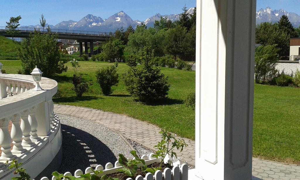 Pension Velicky Zamocek Poprad Exterior foto