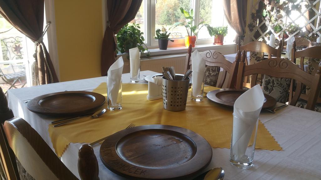 Pension Velicky Zamocek Poprad Exterior foto