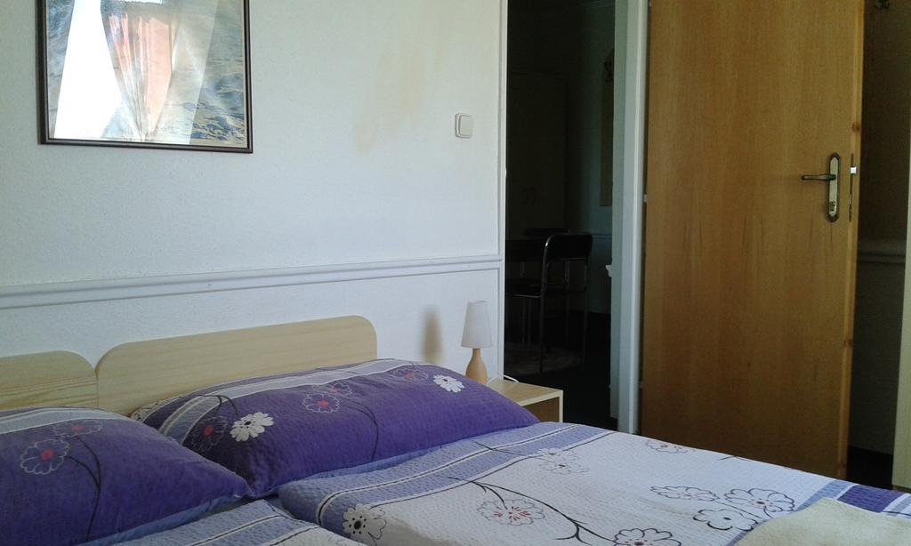 Pension Velicky Zamocek Poprad Exterior foto
