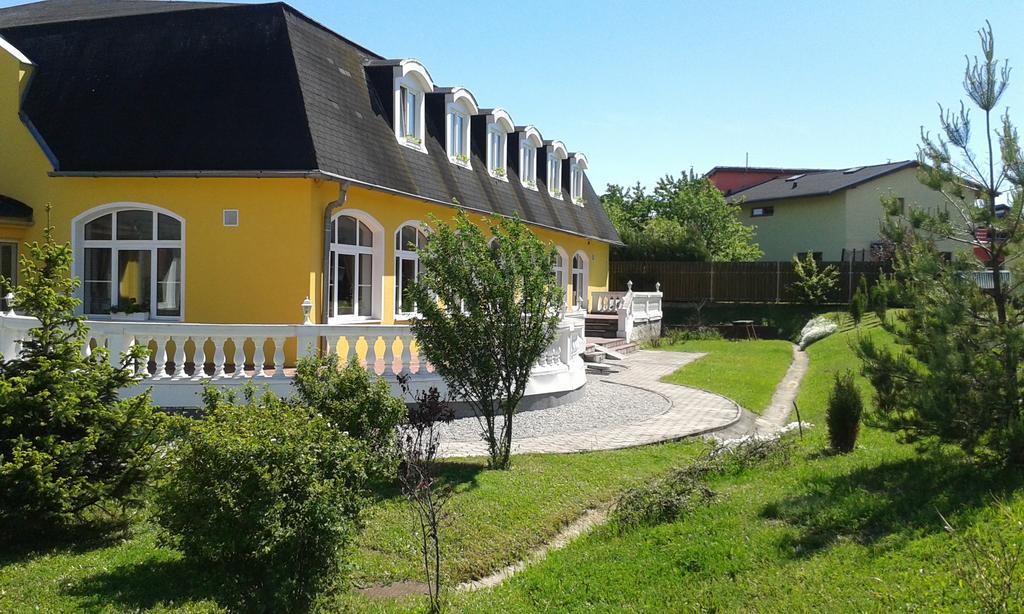 Pension Velicky Zamocek Poprad Exterior foto
