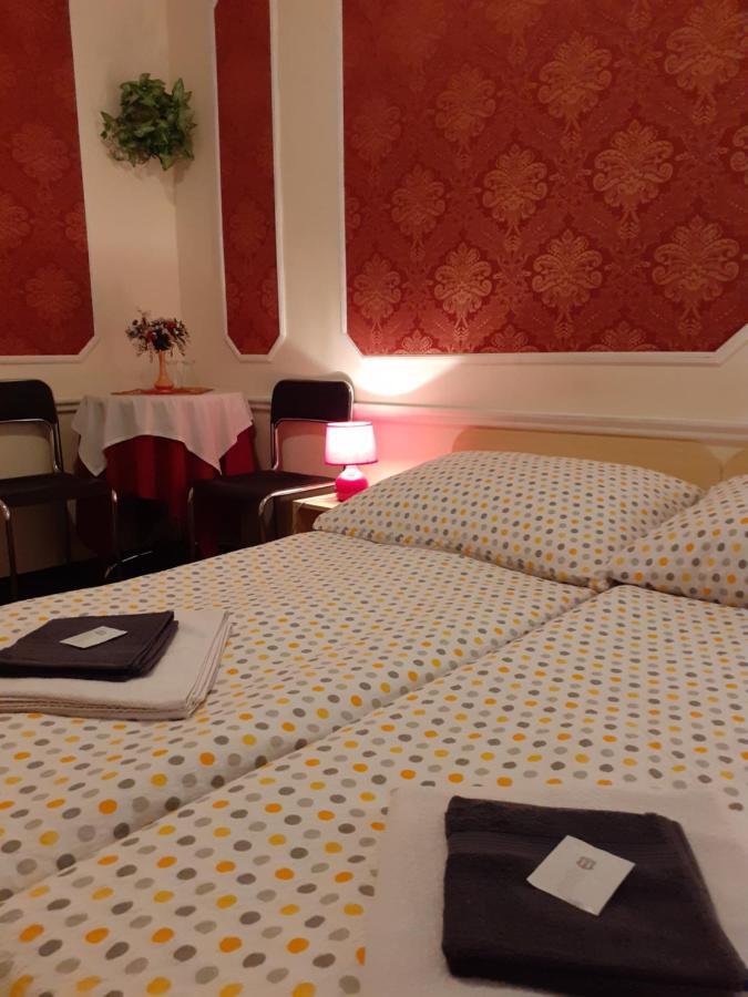Pension Velicky Zamocek Poprad Exterior foto