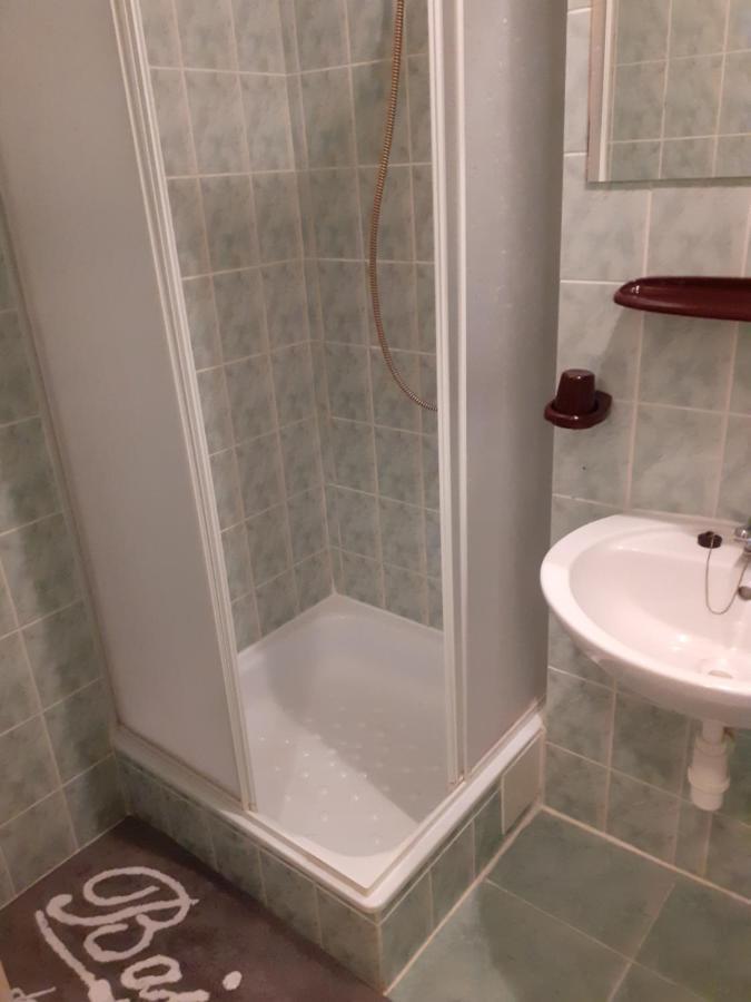 Pension Velicky Zamocek Poprad Exterior foto